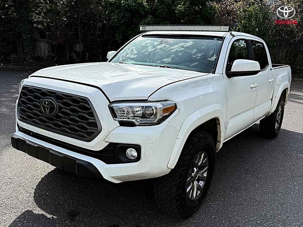 2019 Toyota Tacoma SR5 Double Cab 4WD V6 Auto Short Bed's photo