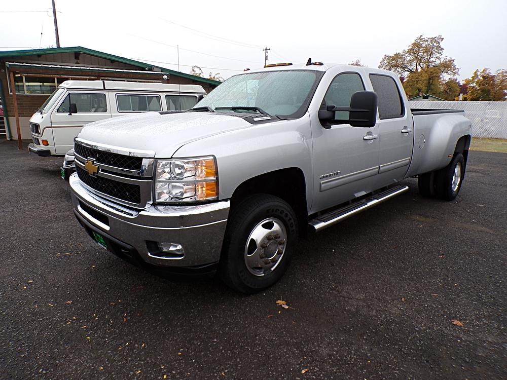 2012 Chevrolet Silverado 3500HD 4WD Crew Cab 167.7" LTZ