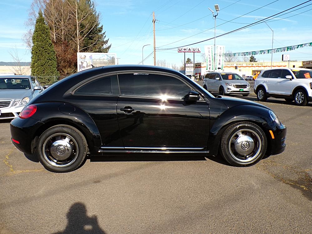 2012 Volkswagen Beetle 2.5