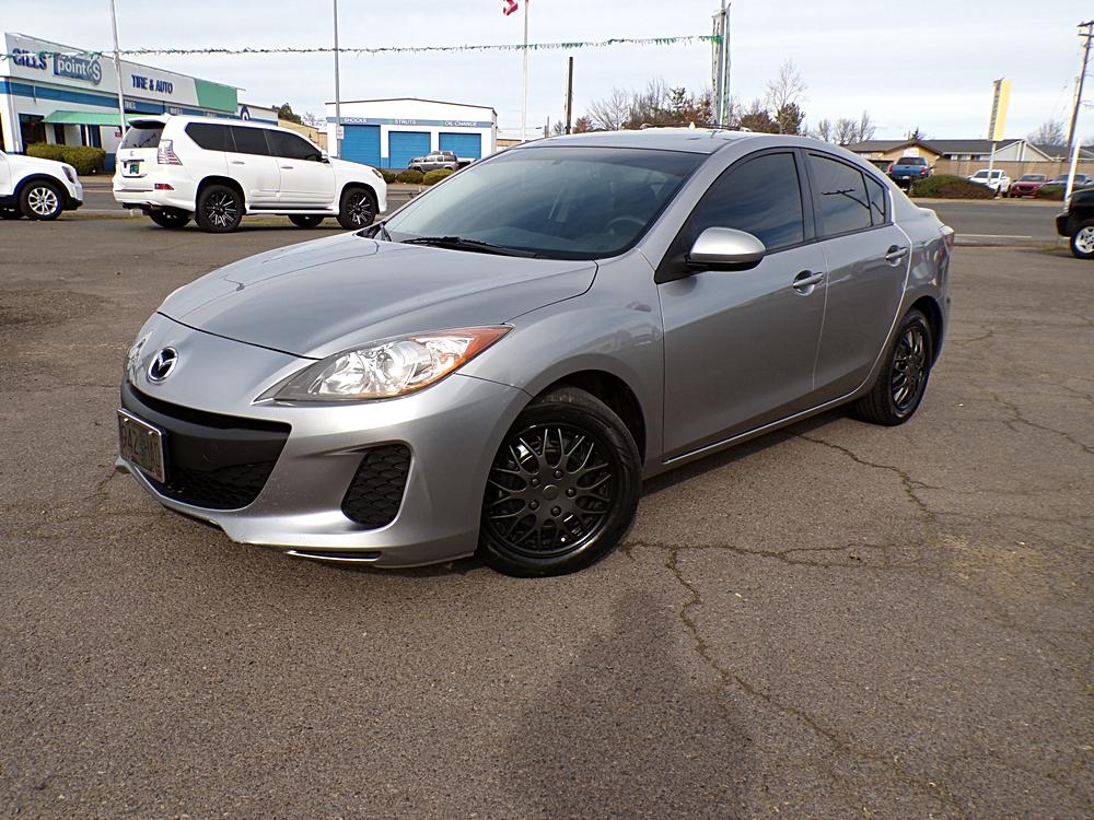 2013 Mazda MAZDA3 i SV