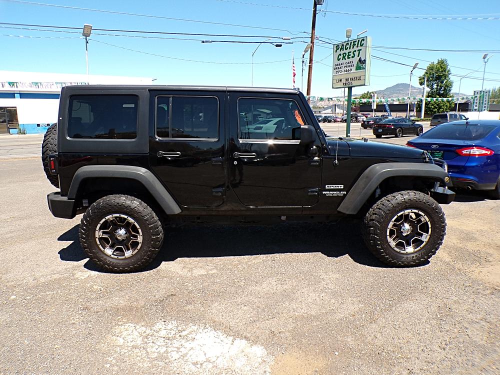 2014 Jeep Wrangler Sport's photo