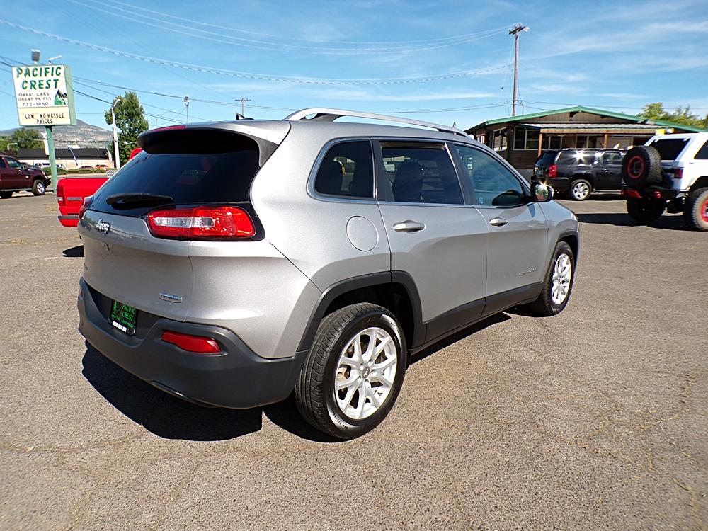 2016 Jeep Cherokee Latitude - Photo 7