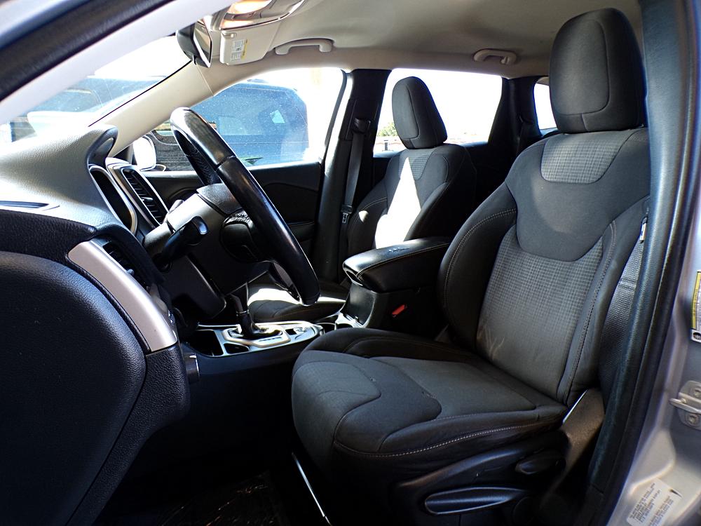 2016 Jeep Cherokee Latitude - Photo 8
