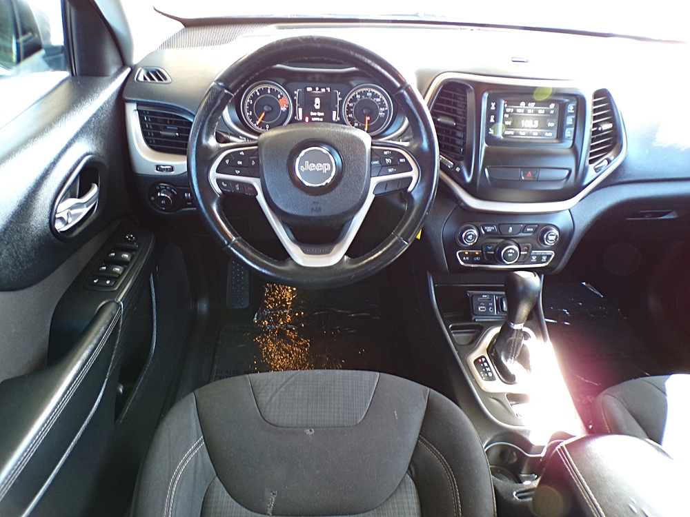 2016 Jeep Cherokee Latitude - Photo 11