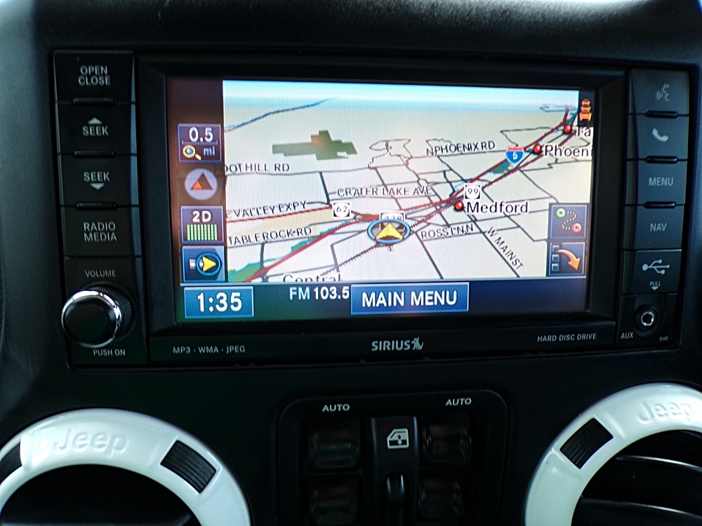 2015 Jeep Wrangler Unlimited Sahara - Photo 10