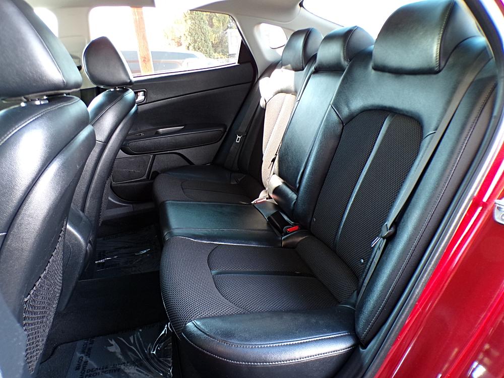 2016 Kia Optima LX - Photo 23