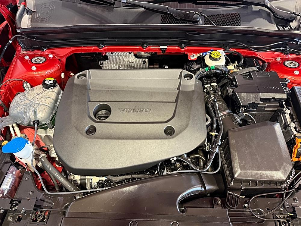 2023 Volvo XC40 Plus - Photo 40