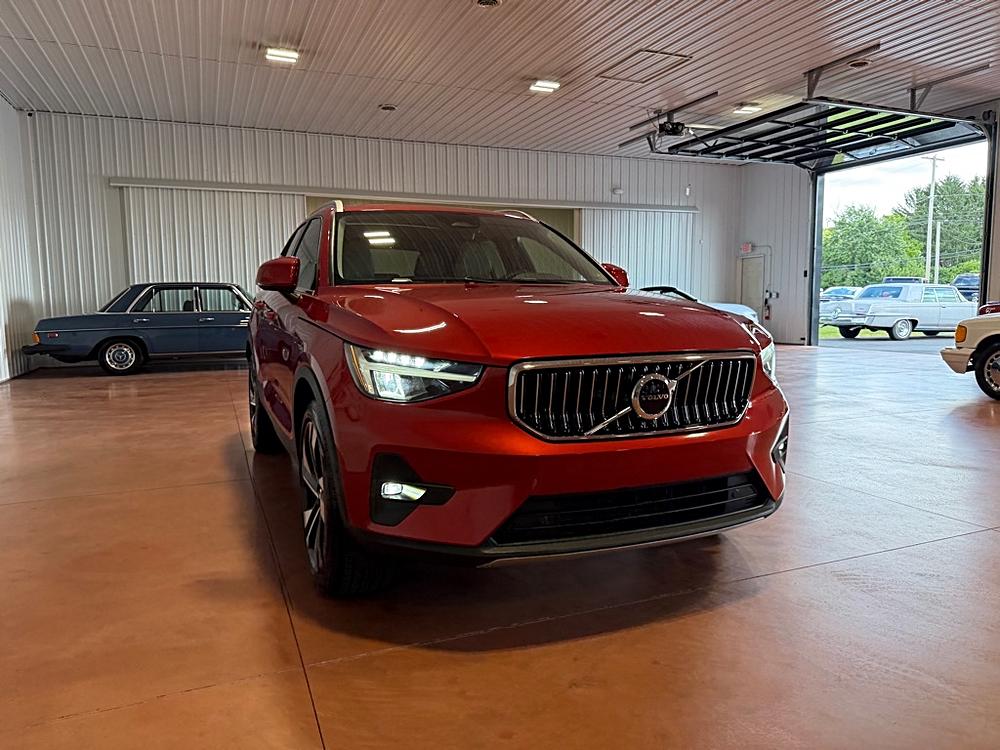 2023 Volvo XC40 Plus - Photo 7