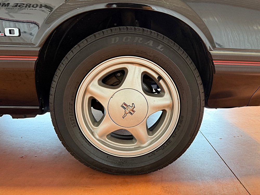 1983 Ford Mustang - Photo 19