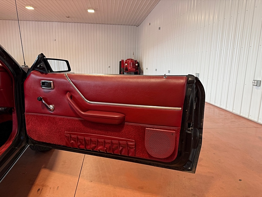 1983 Ford Mustang - Photo 24