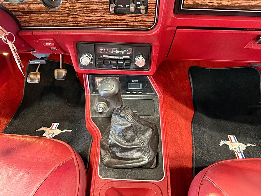 1983 Ford Mustang - Photo 31