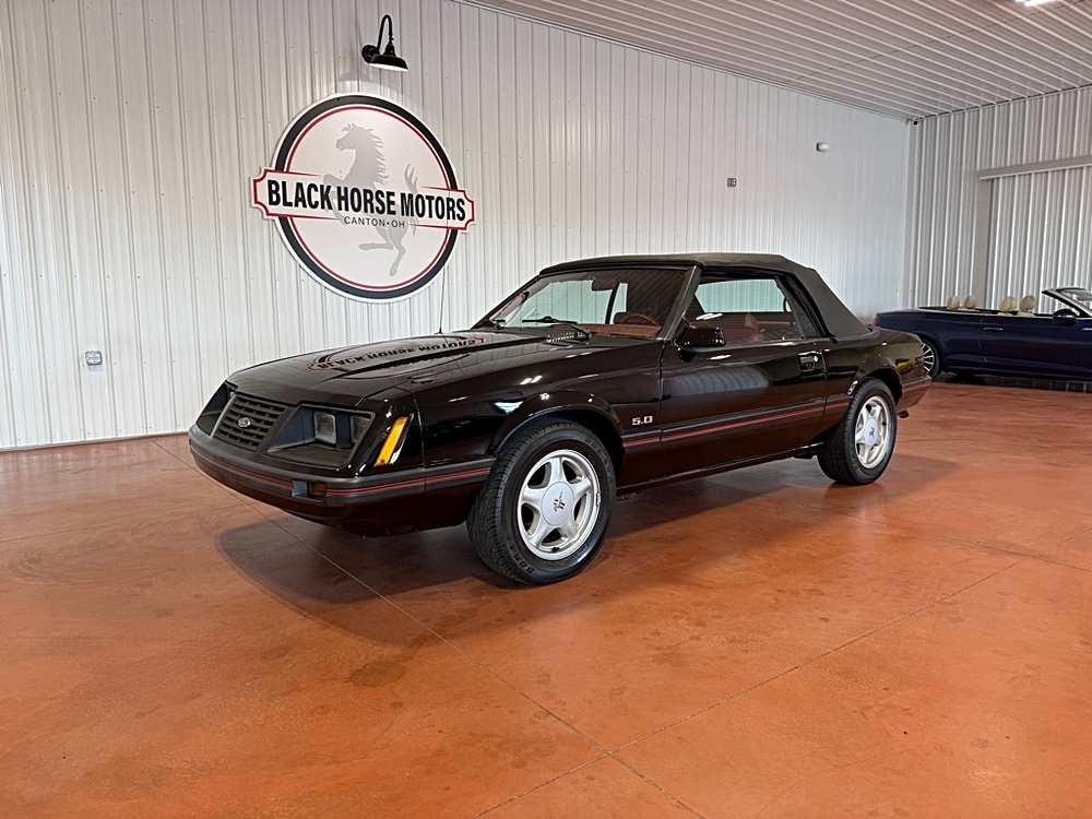 1983 Ford Mustang - Photo 6