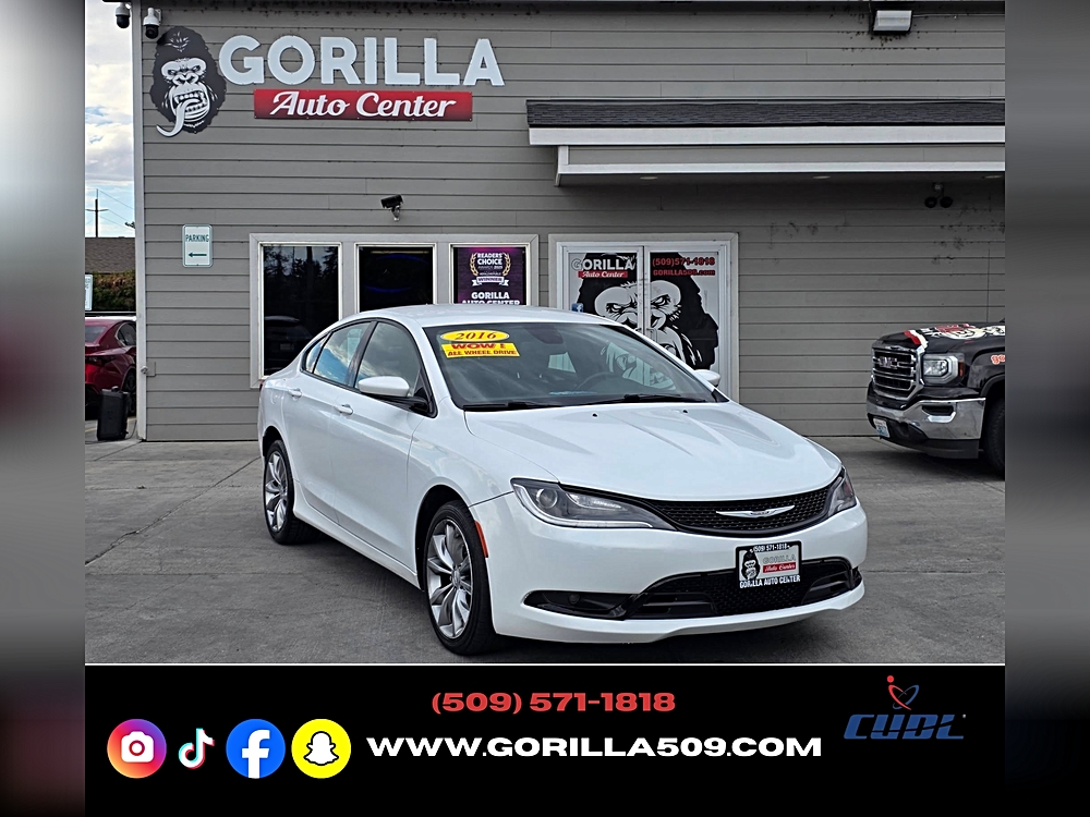 2016 Chrysler 200 S AWD's photo