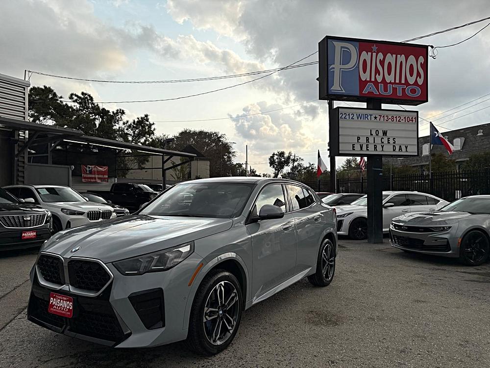 2025 BMW X2 28i's photo