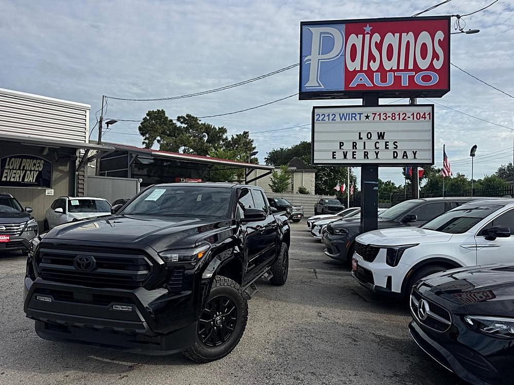 2025 Toyota Tacoma SR5 4x2 Double Cab's photo