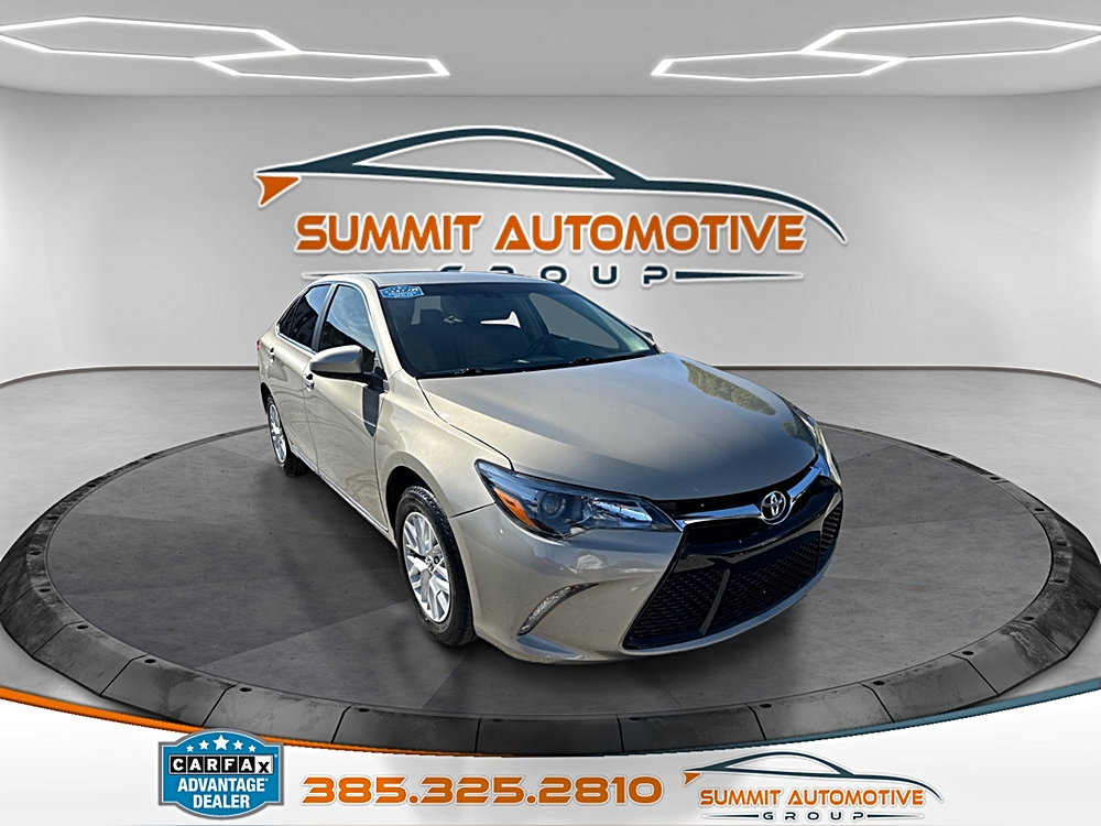 2016 Toyota Camry 2.5 Auto LE's photo