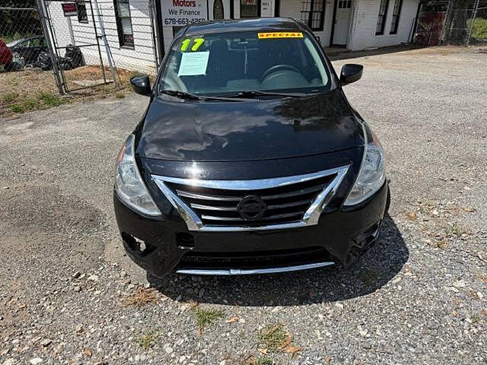 2017 Nissan Versa Sedan SV - Photo 6