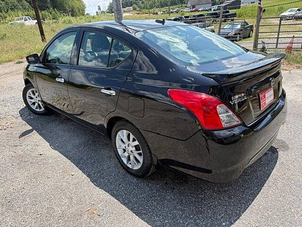 2017 Nissan Versa Sedan SV - Photo 9