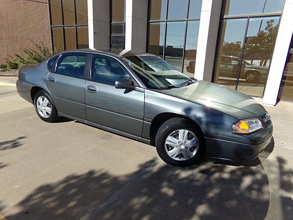 2004 Chevrolet Impala Base