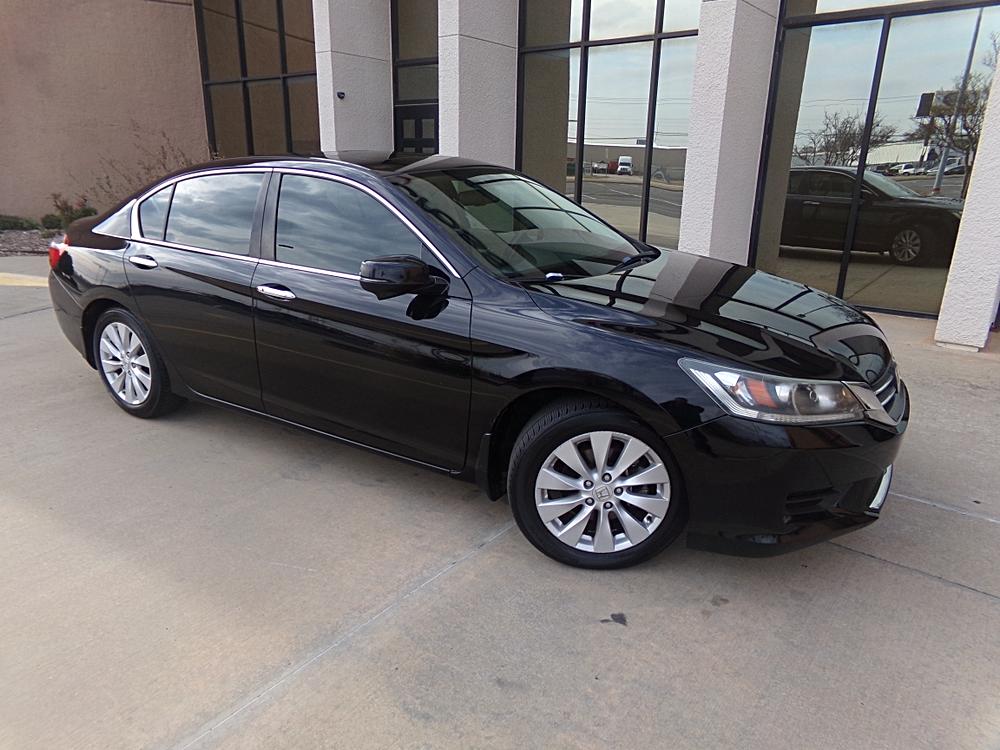 2015 Honda Accord EX-L's photo