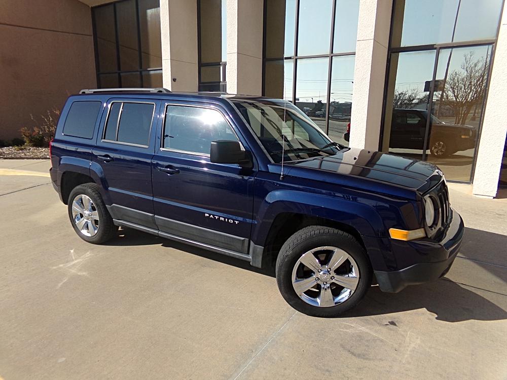 2013 Jeep Patriot Latitude's photo
