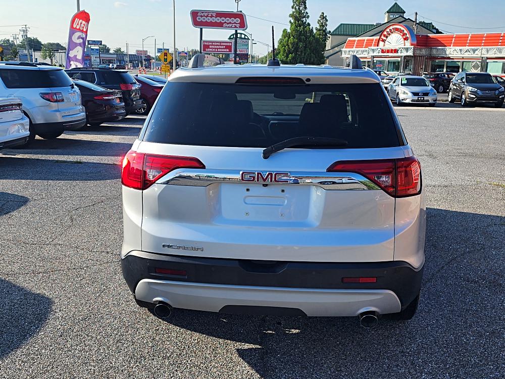 Image of 2017 GMC Acadia FWD 4dr SLT w/SLT-1