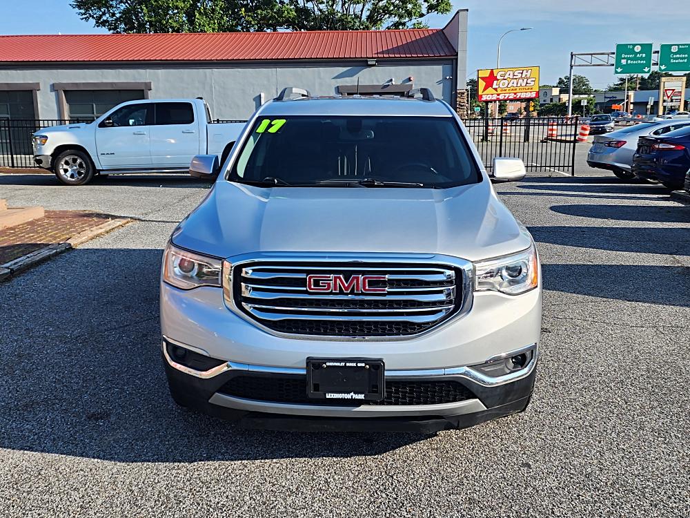 Image of 2017 GMC Acadia FWD 4dr SLT w/SLT-1