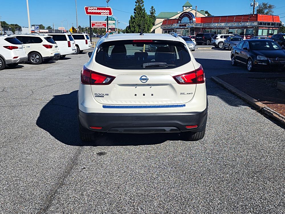 2017 Nissan Rogue Sport SL - Photo 6