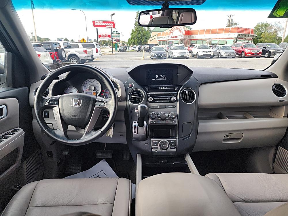 2014 Honda Pilot EX-L - Photo 12
