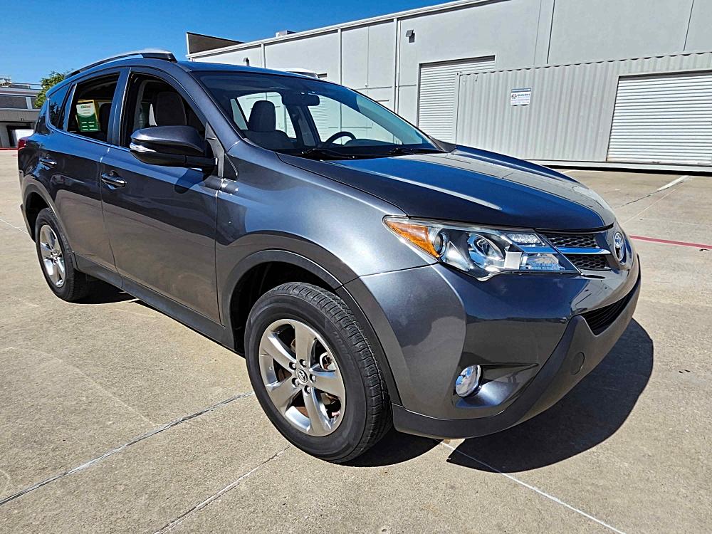 2015 Toyota RAV4 XLE Sunroof, Alloy Wheels, Pwr Liftgate, Navigation, Bluetooth, Non Smoker