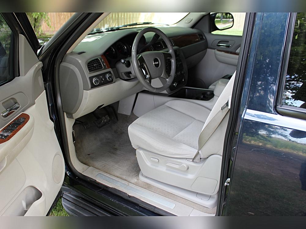 2007 GMC Yukon XL - Photo 6