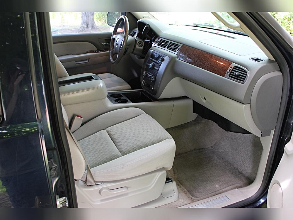 2007 GMC Yukon XL - Photo 8