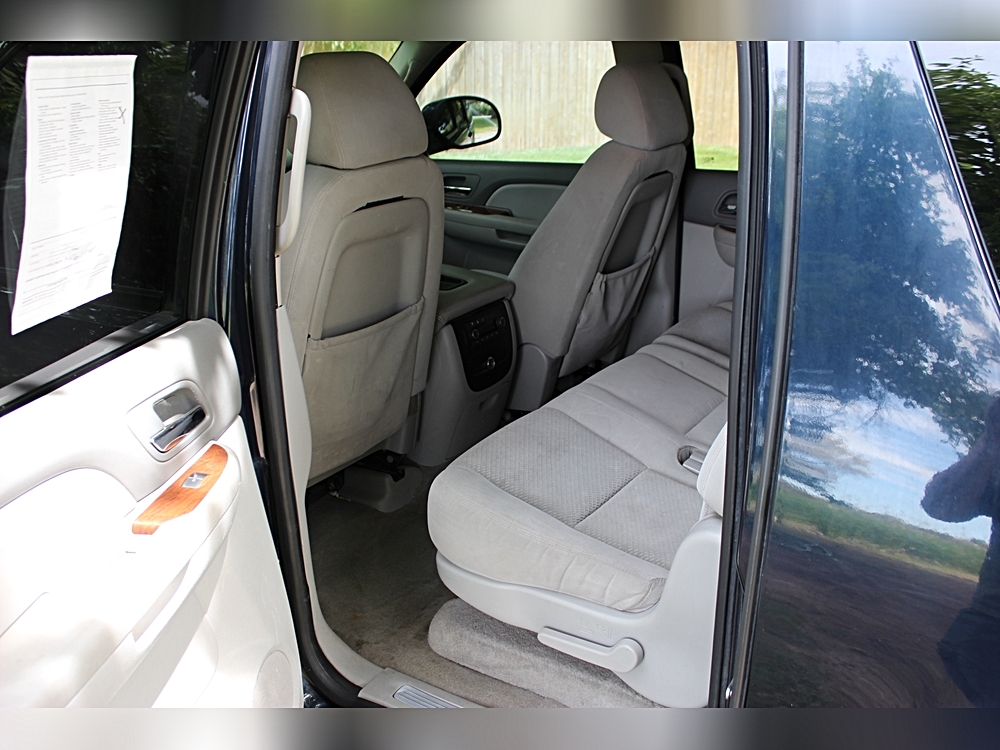 2007 GMC Yukon XL - Photo 7