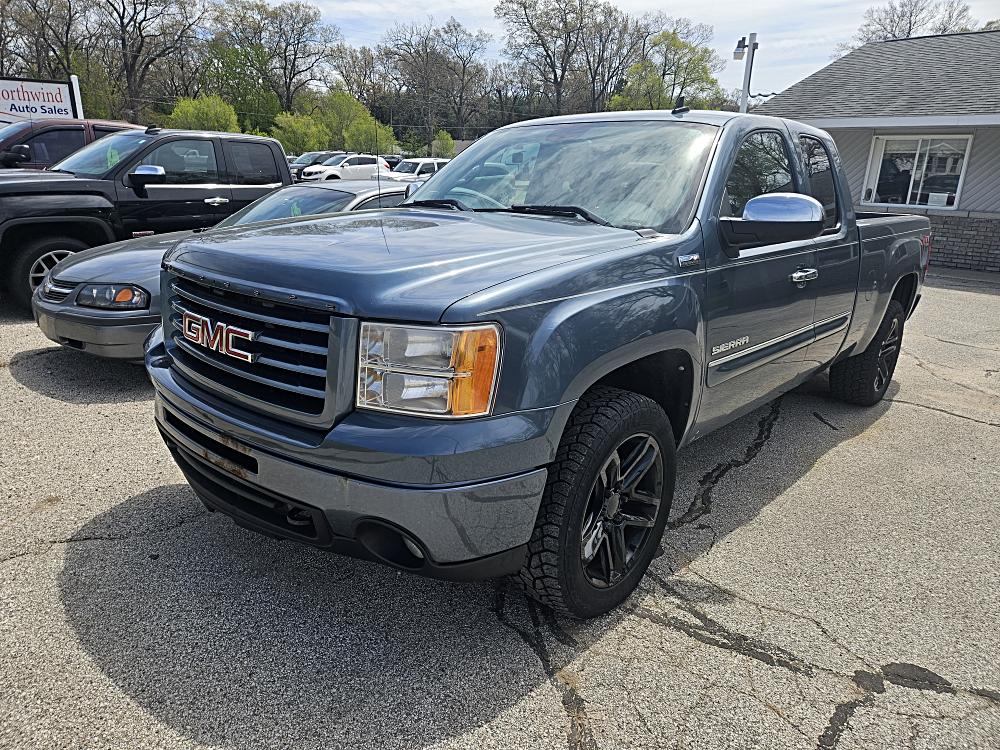 2011 GMC Sierra 4WD Extended Cab SLT LWB's photo