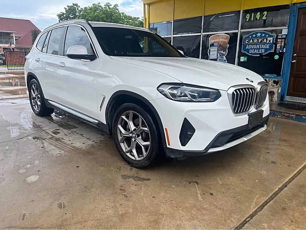 2022 BMW X3 sDrive30i's photo