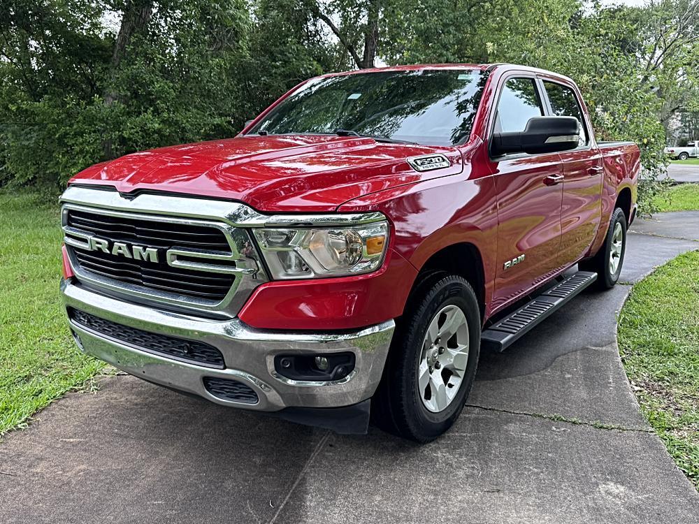2022 RAM 1500 Big Horn/Lone Star 4x4 Crew Cab 5'7's photo