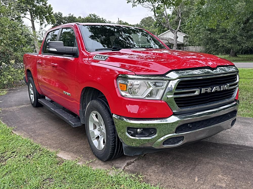 2022 RAM 1500 Big Horn/Lone Star 4x4 Crew Cab 5'7's photo