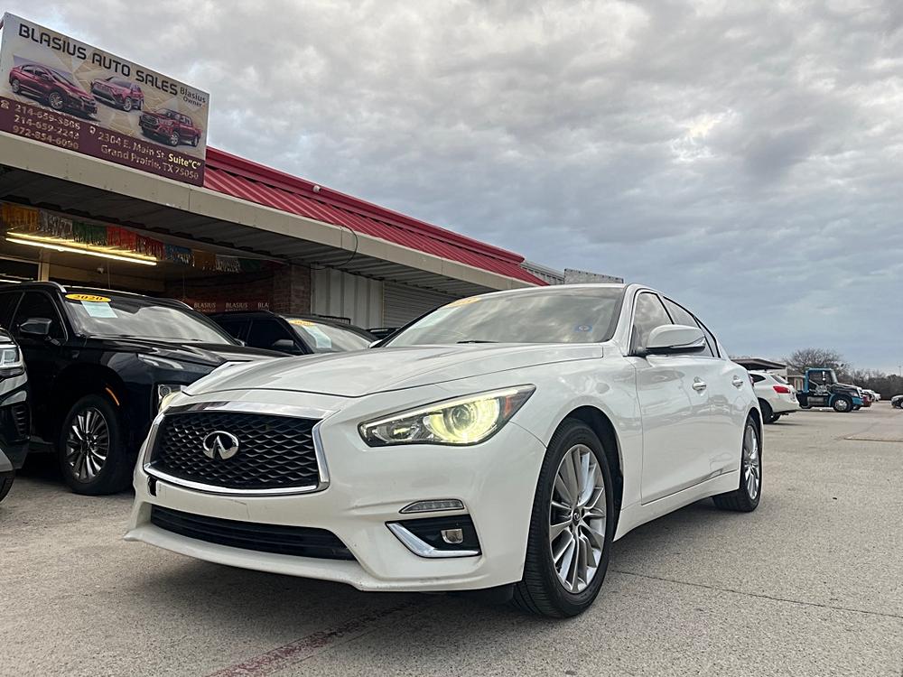 2018 INFINITI Q50 LUXE