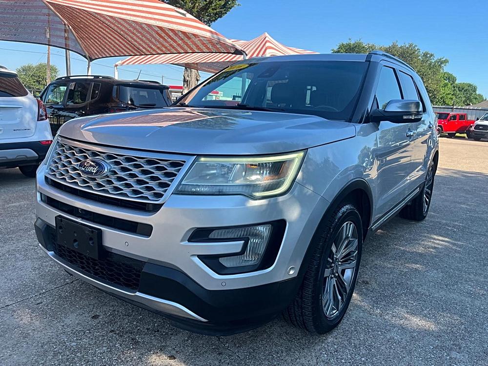 2016 Ford Explorer Platinum 4WD's photo