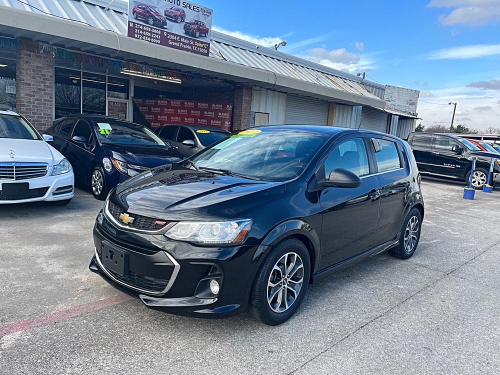 2017 Chevrolet Sonic LT's photo