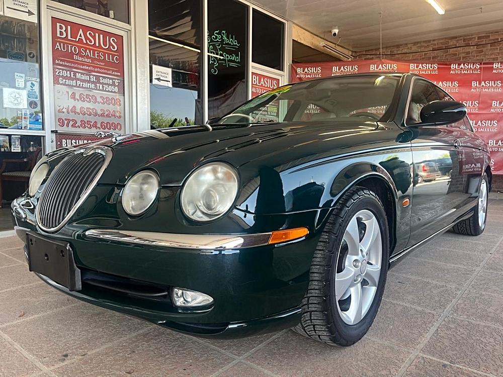2004 Jaguar S-Type's photo