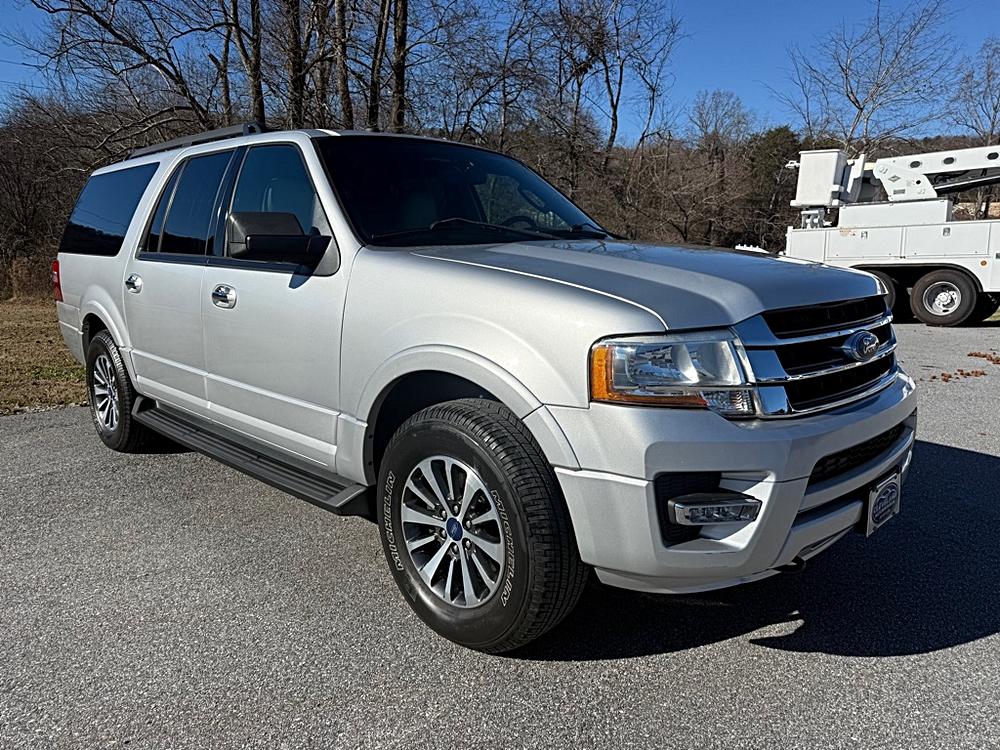 2017 Ford Expedition XLT's photo