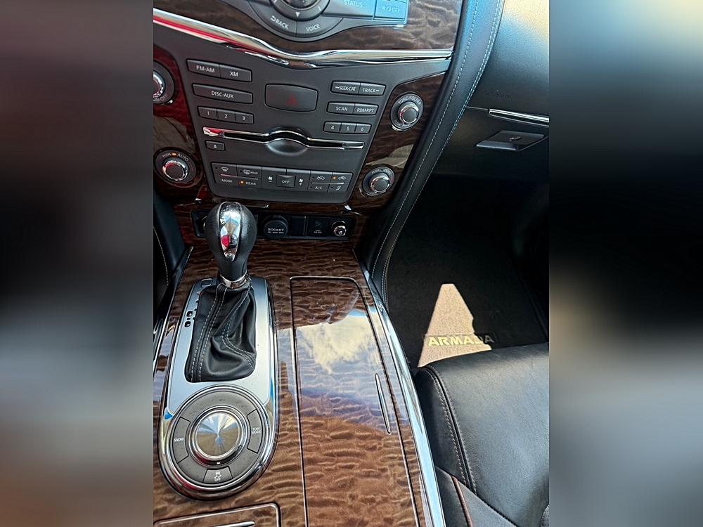 2017 Nissan Armada Platinum - Photo 17