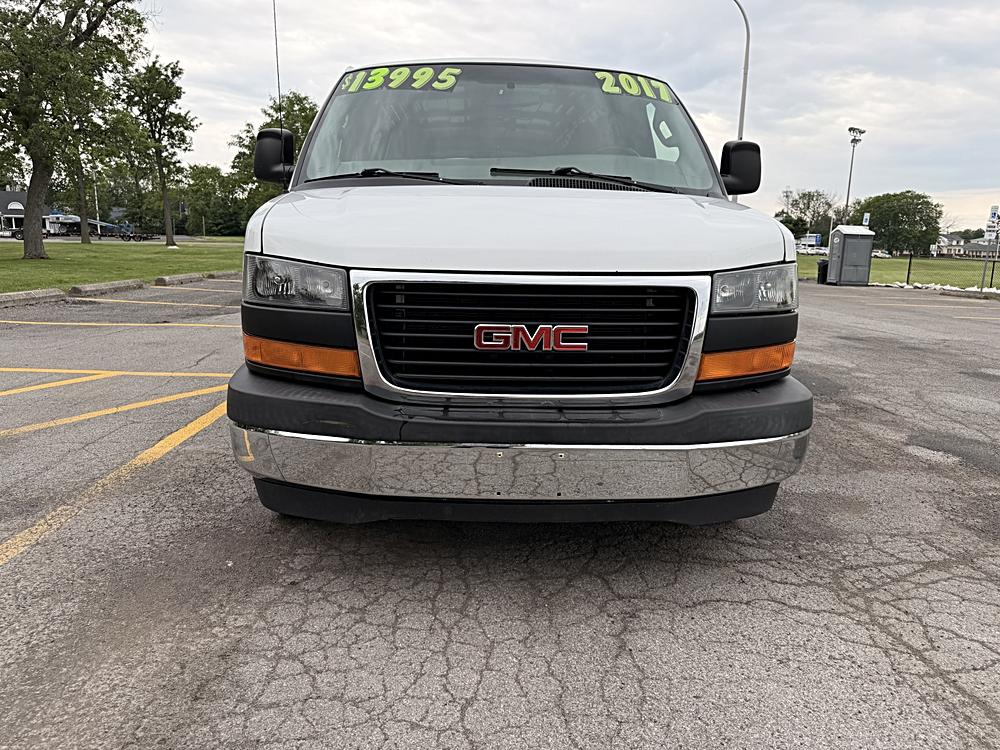 2017 GMC Savana Cargo Work Van - Photo 7