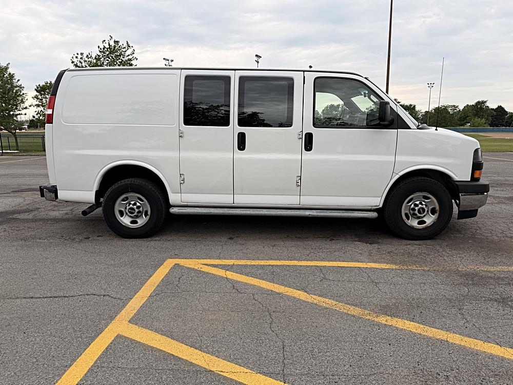 2017 GMC Savana Cargo Work Van - Photo 6