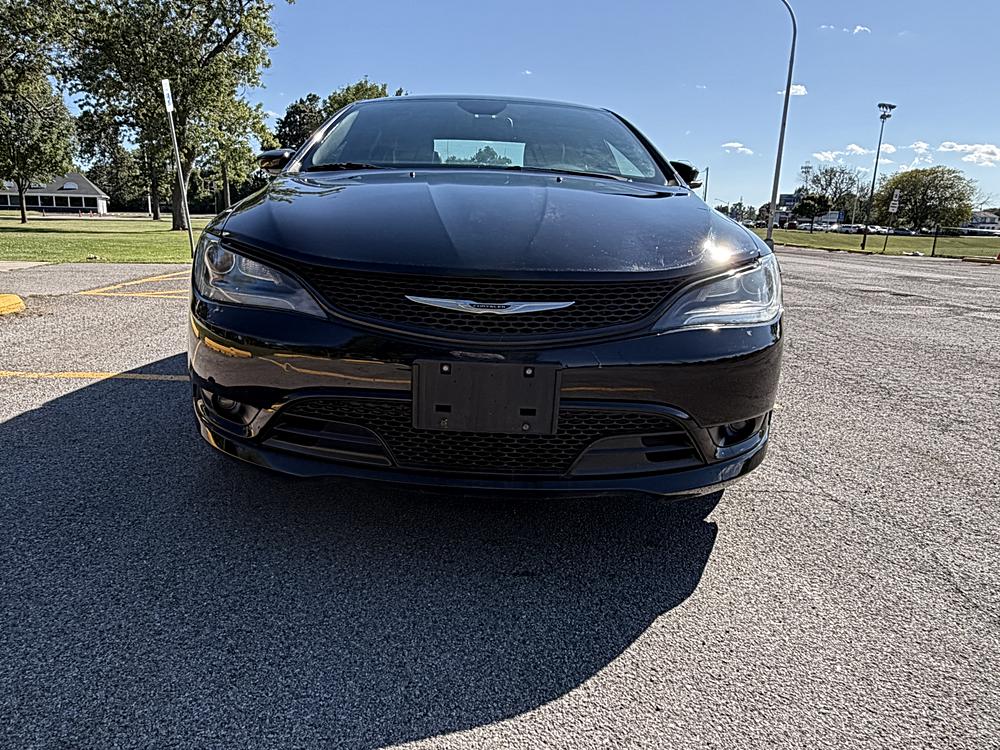 2015 Chrysler 200 S - Photo 29