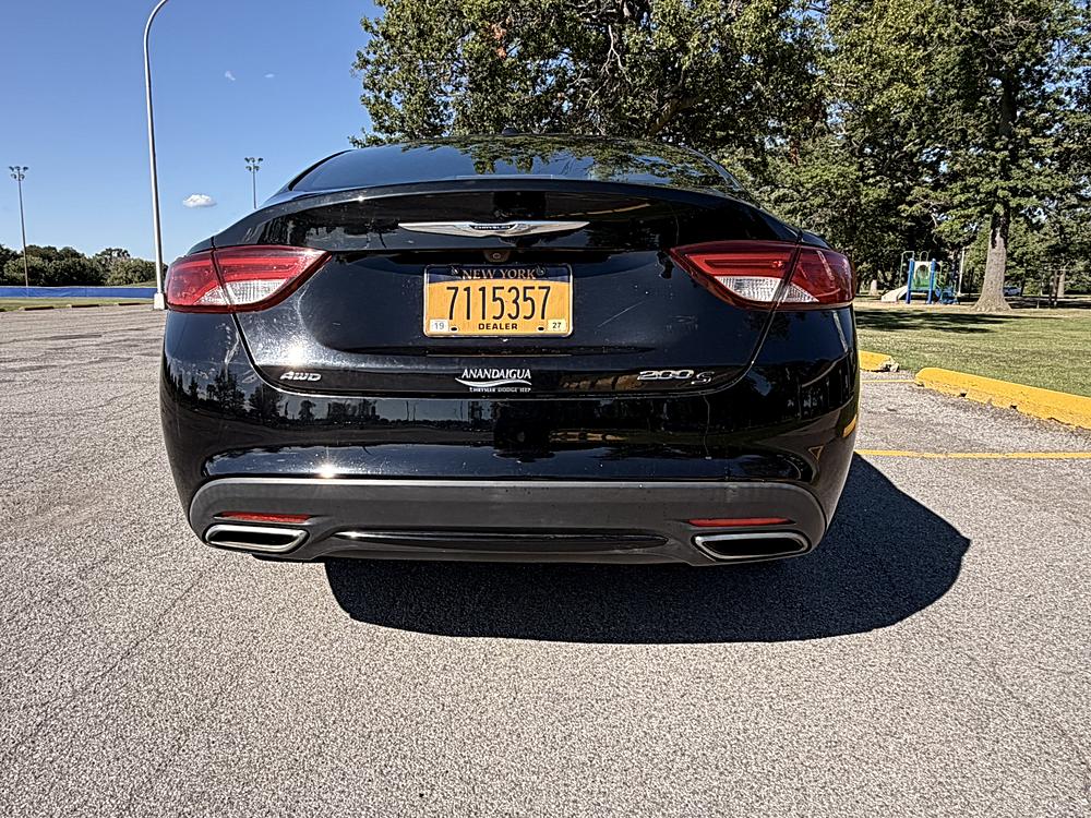 2015 Chrysler 200 S - Photo 27