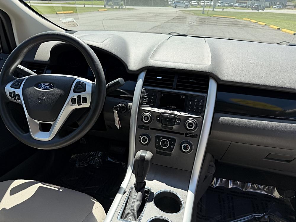 2014 Ford Edge SE - Photo 9
