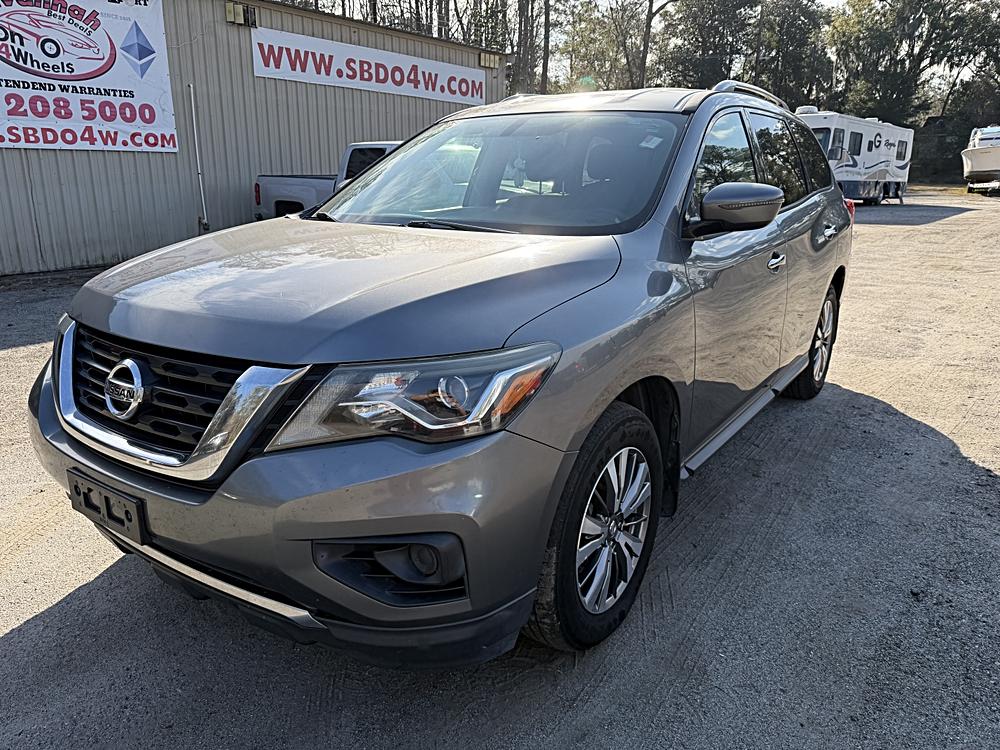 2018 Nissan Pathfinder S