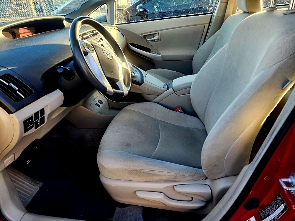 2011 Toyota Prius II's photo